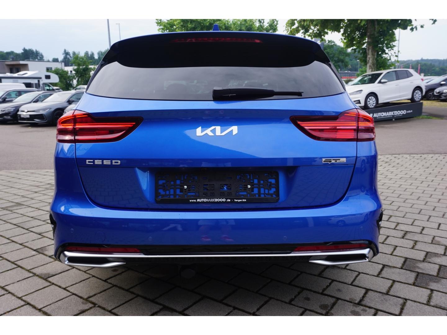 Kia Ceed_sw 1.5T 140 GT Line DCT7 AHK Navi Techn. AC