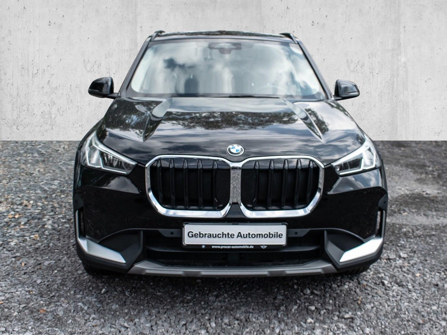 BMW X1 sDrive18i RFK NAVI LED PDC V+H SHZ DAB PA