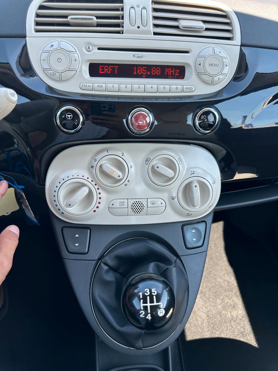 Fiat 500 CABRIO SERVICE NEU/GANZAJHRESREIFEN/PDC