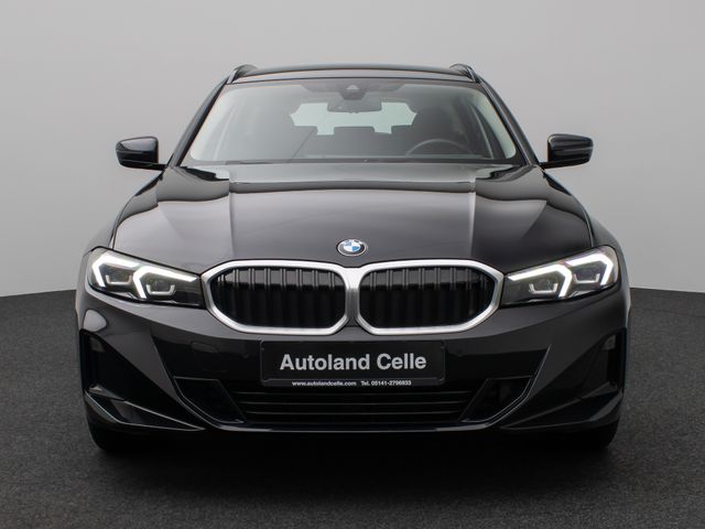 BMW 330, 2022 — 2