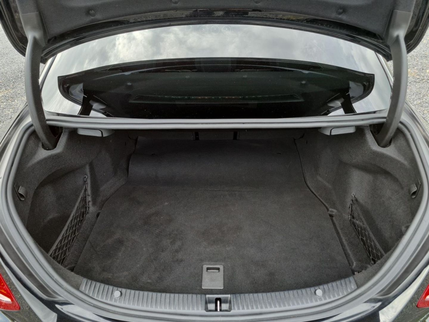 Fahrzeugabbildung Mercedes-Benz C 180 Edition ALLWETTER+KLIMA+LED+SITZ-KOMFORT-P