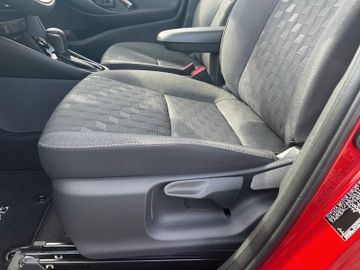 Toyota Yaris 1.5 Hybrid Teamplayer *2xPDC*BLIS*SHZ*