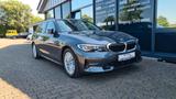 BMW 330 e T Sport Line - ASSISTS - 360° - AHK - - BMW 330 in Frankfurt (Main)