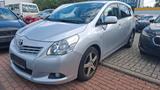 Toyota Verso Executive 2.2 * 7 Sitzer *Automatik*XENON - silberne Toyota Verso