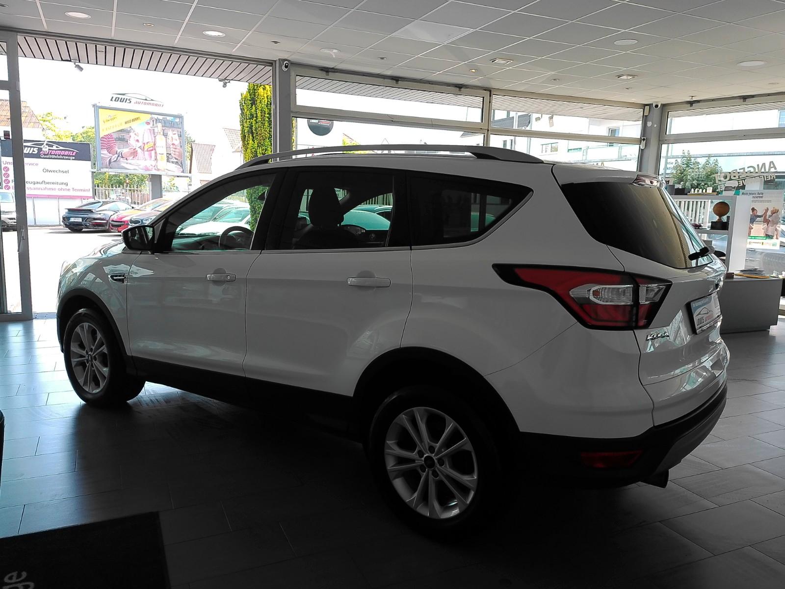 Ford Kuga Titanium Leder/Navi/Panoramad./SHZ/Kamara