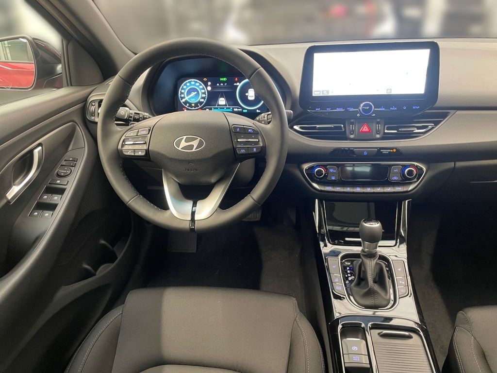 Fahrzeugabbildung Hyundai i30 FL 5-Türer (MY25) 1.5 T-GDI (140 PS) 48V 7-D