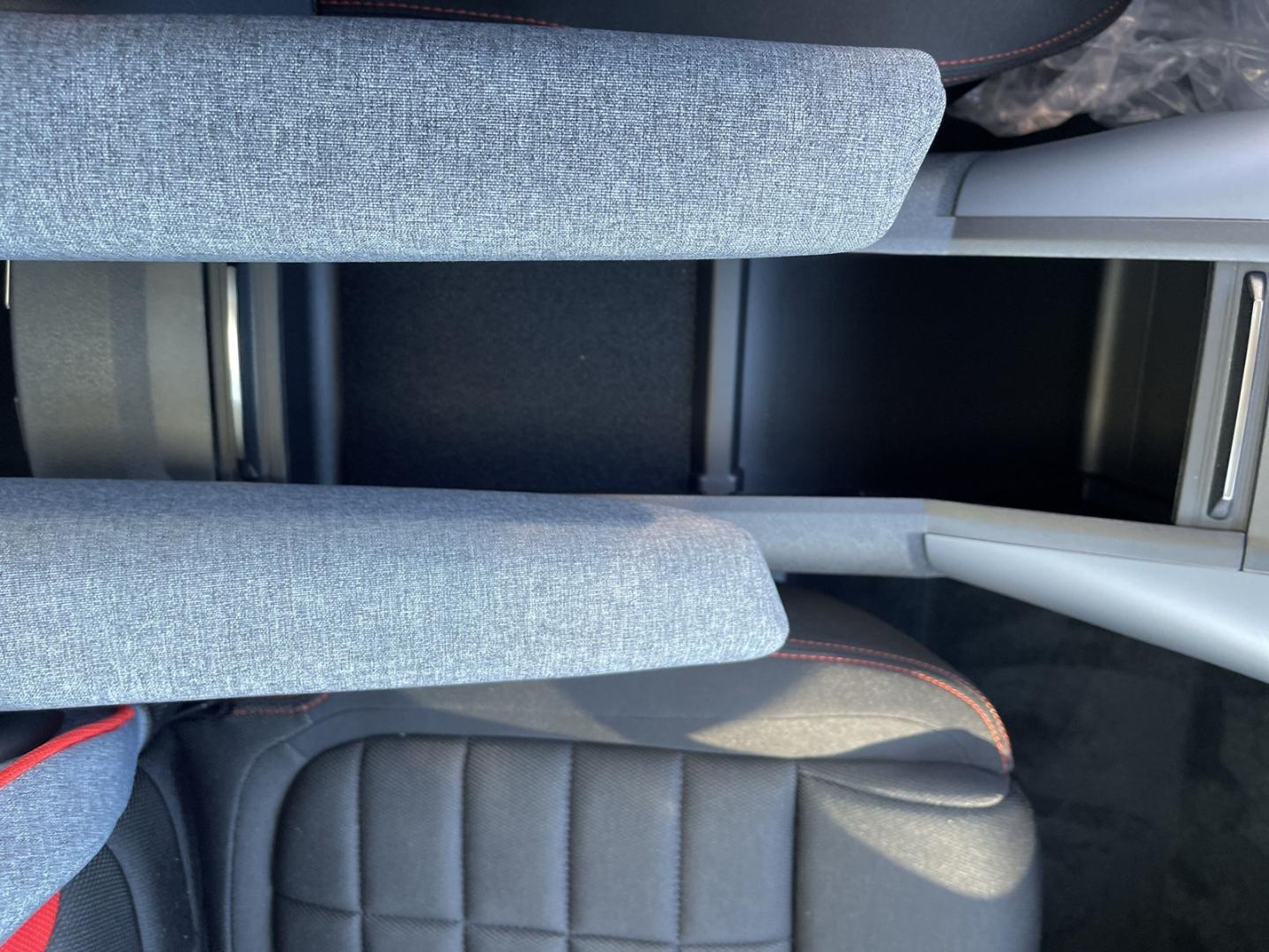 Citroën Berlingo MAX 1.5D Holiday + XTR-Paket Techno-Plu