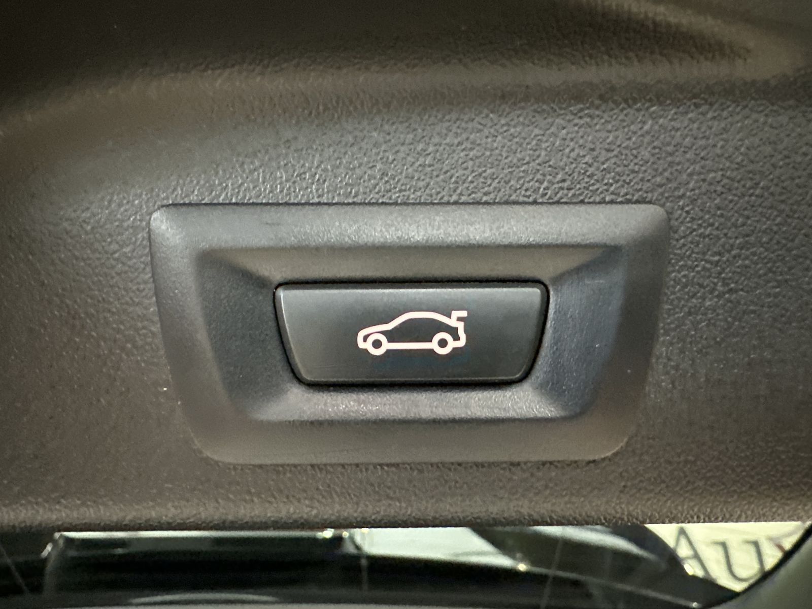 Fahrzeugabbildung BMW X5 M Competition M DRIVER'S+NAV+LED+360GRAD+22ZO