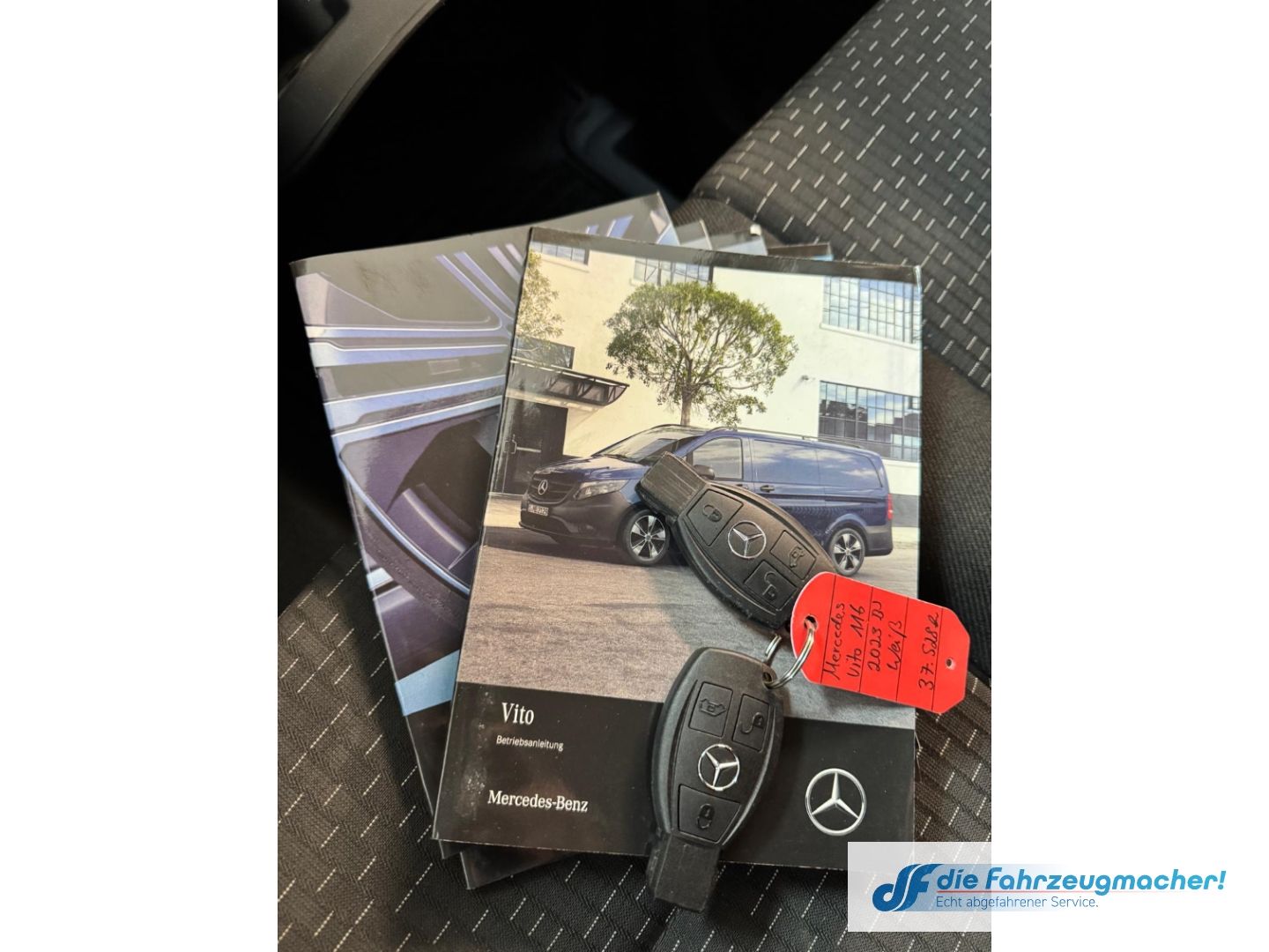 Fahrzeugabbildung Mercedes-Benz Vito Kasten 116 CDI RWD extralang Navi DAB SHZ