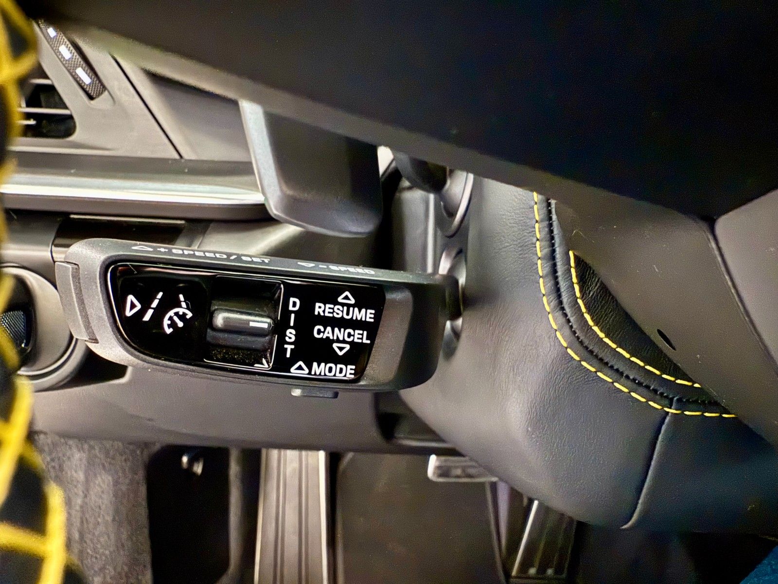 Fahrzeugabbildung Porsche 911 992 Turbo S Cabrio LIFT/InnoDrive/SAA