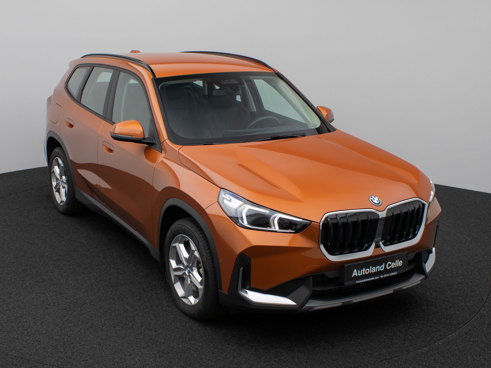 Fahrzeugabbildung BMW X1 xD30e ACC 360°HUD DAB Alarm H/K Sportsitz 18"