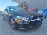 Mercedes-Benz A160 BUSINESS * NAVIGATION * ALU *  PANORAMADACH - Mercedes-Benz A 160 in Frankfurt (Main)