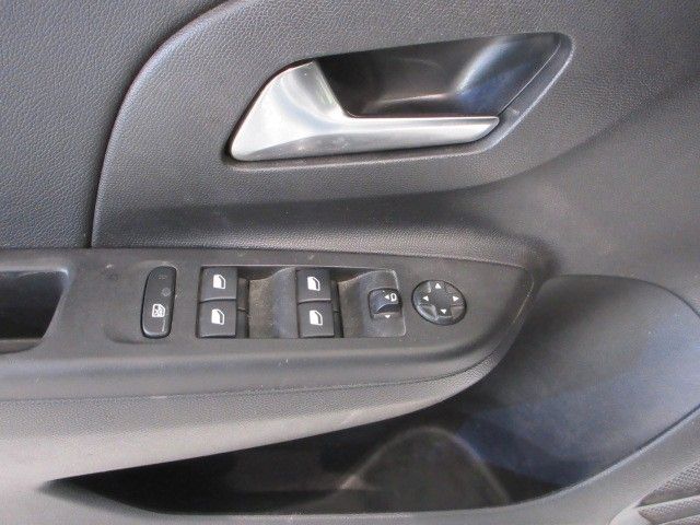 Fahrzeugabbildung Opel Corsa F Elegance 1.2T LED/NAVI/PDC/ALU/DAB/R'CAM
