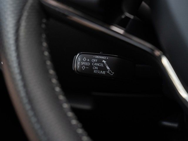 Superb Combi 1.4 iV Sportline DSG AHK+MATRIX+360