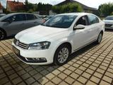 Volkswagen Passat Lim. ALU SCHIEBEDACH CLIMATRONIC SHZ PDC - Volkswagen Passat aus 2012