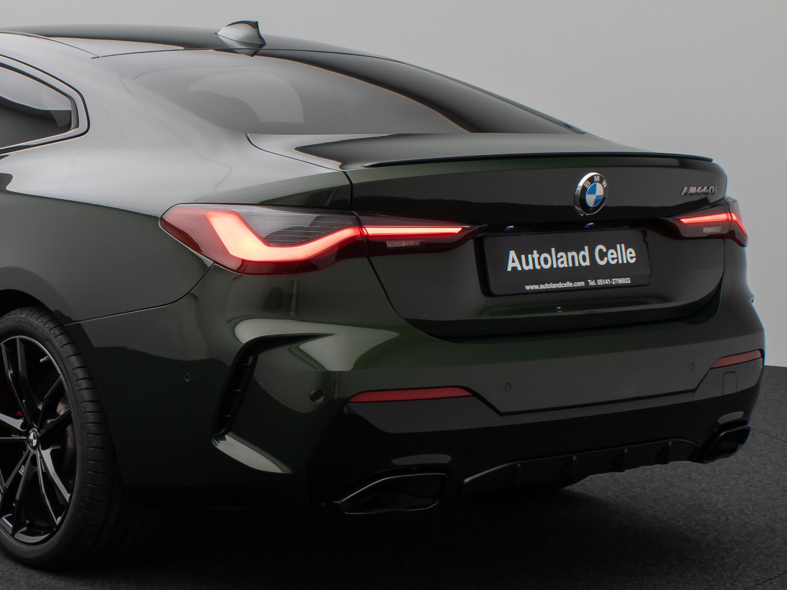 Fahrzeugabbildung BMW M440i  Coupé Kamera DAB H/K Fernlichtassist 19"
