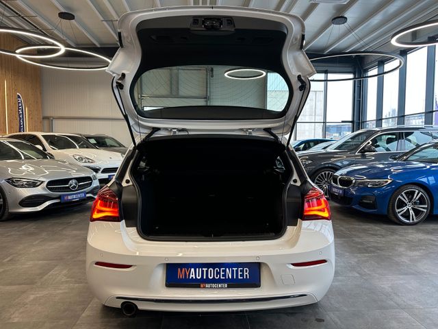 BMW 118 i Edition Sport Line Shad*LED*Navi*Leder*