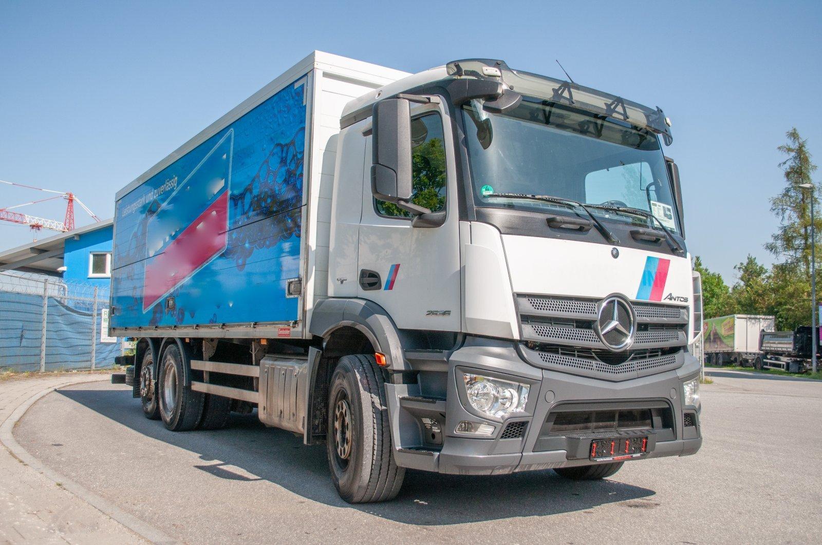 Mercedes-Benz Antos 2536 Liftachse, Getränke, Stapleraufnahme