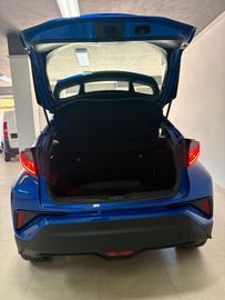 Toyota C-HR - 11