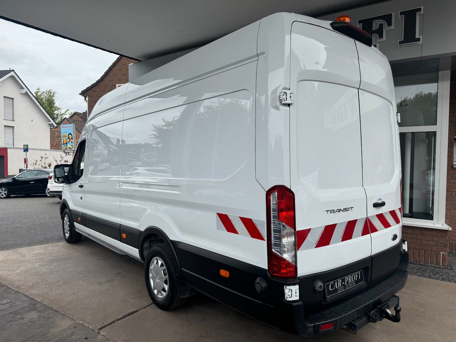 Fahrzeugabbildung Ford Transit Kasten 350 L4 H3 Navi/AHK/Klima/1.Hd