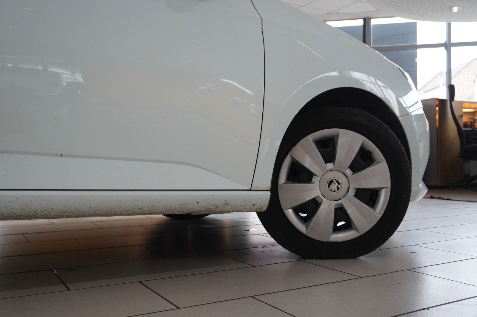 Fahrzeugabbildung SKODA Fabia Combi 1.4 TDI AMBITION DSG NAVI/LED/PDC