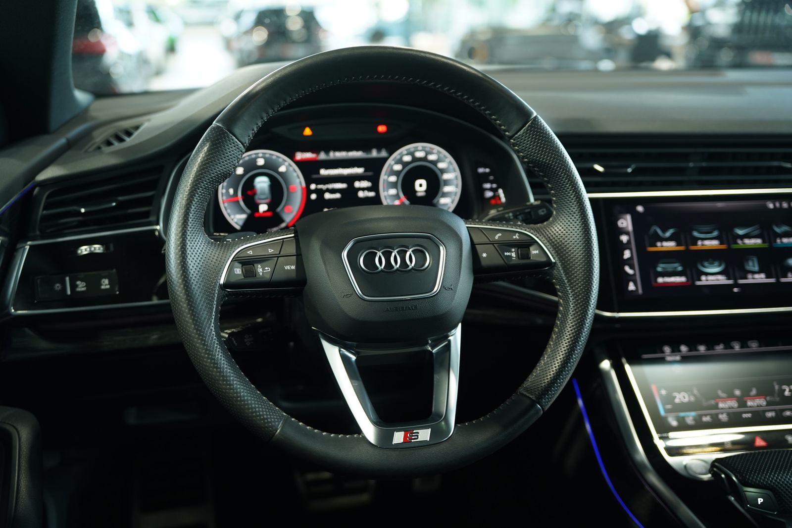 Audi Q8