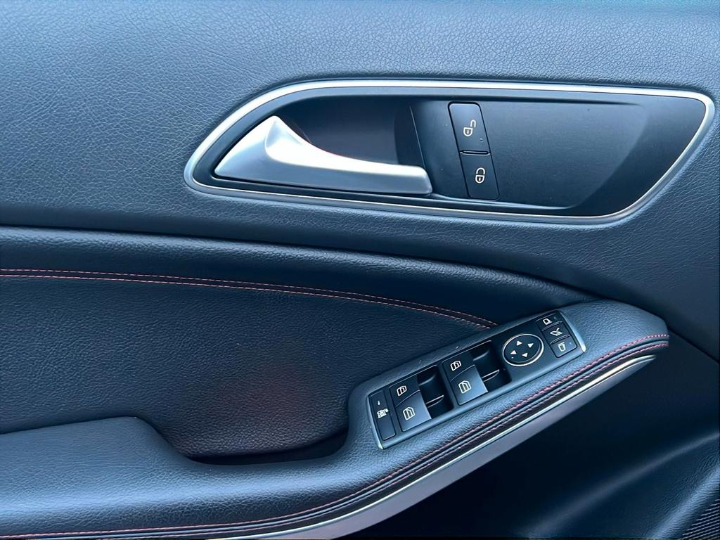 Mercedes-Benz A 45 AMG