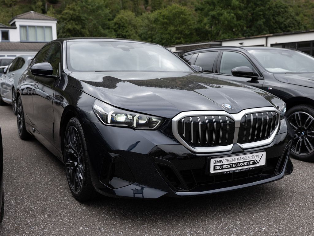 BMW 520d xDrive M-Sport AHK HUD 360° LED ACC NAVI foto 4