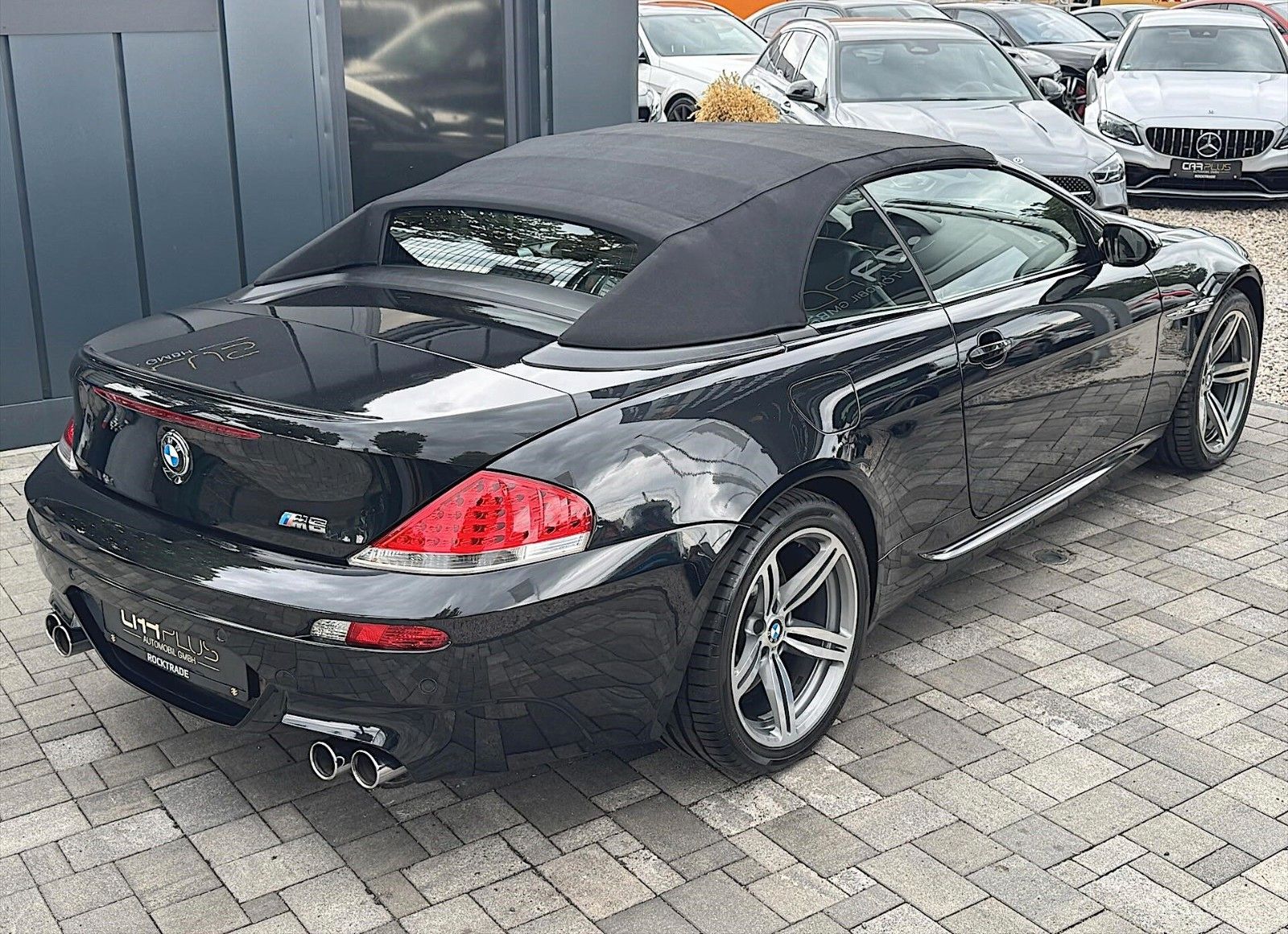 Fahrzeugabbildung BMW M6 Cabrio 5.0 V10 SMG Carbon *Head Up*Bi-Xenon*