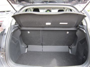 Toyota Yaris - 8
