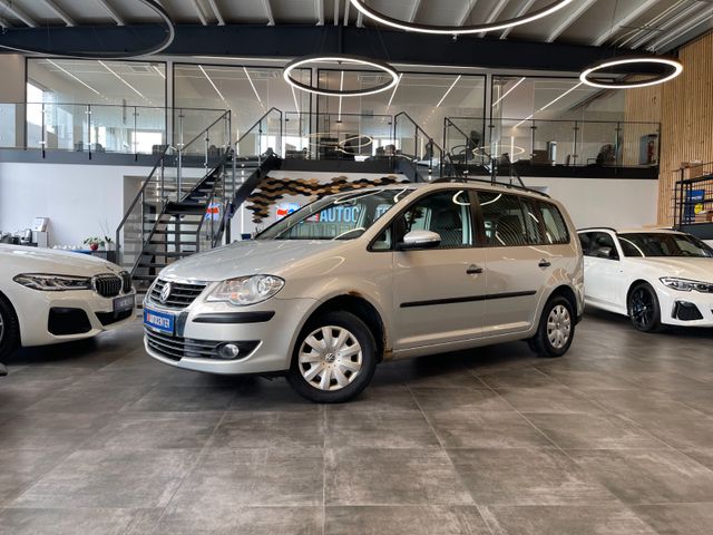 MYAUTOCENTER – Gebraucht- und Jahreswagen mit Werkstattservice in Pfaffenhofen Volkswagen Touran Conceptline *KLIMA*TEMPOMAT*SZHZ*