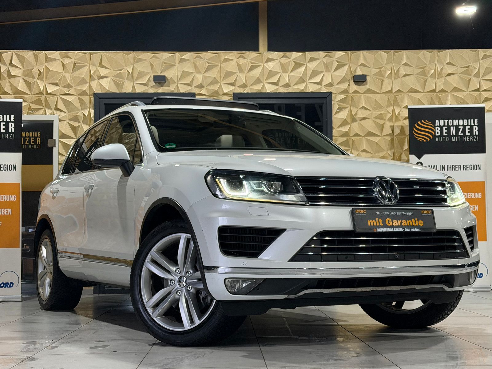 Fahrzeugabbildung Volkswagen Touareg V8 TDI /PANO7MEMORY/360°KAM/DYNAUDIO