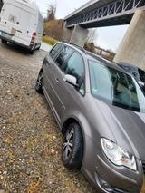 Volkswagen vw touran neu tuf.7 sezte - Volkswagen Touran mit Benzin-Antrieb: Kleinwagen, Automatik