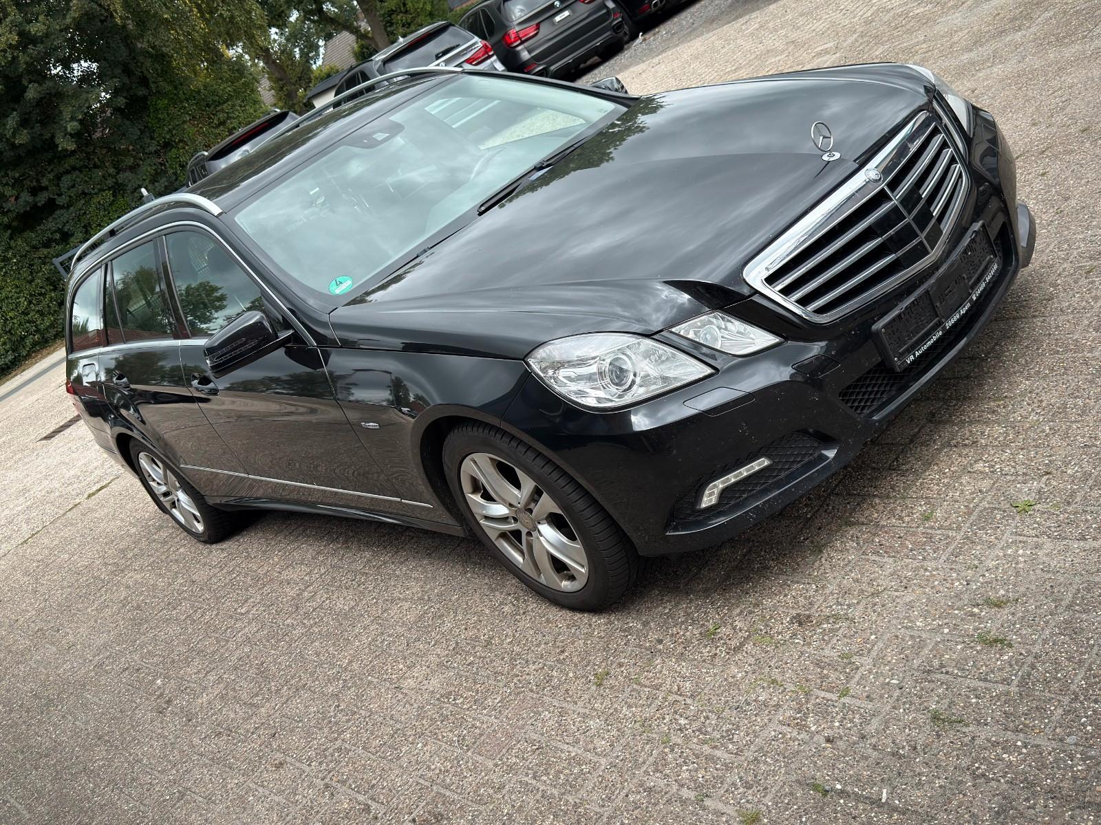 Mercedes-Benz E 220 CDI T BlueEFFICIENCY AVANTGARDE Tüv Neu