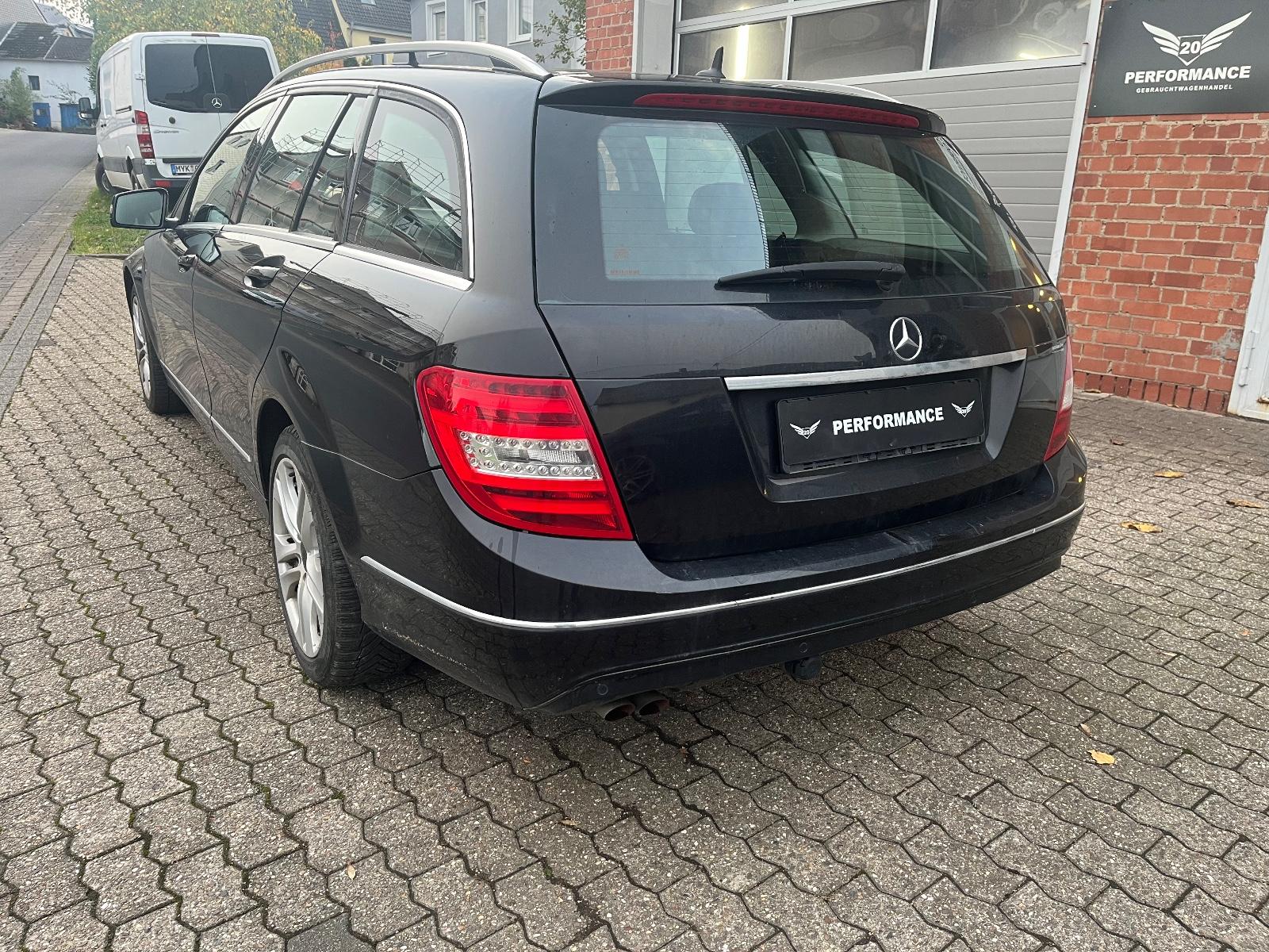 Mercedes-Benz C180 2012 — photo 5