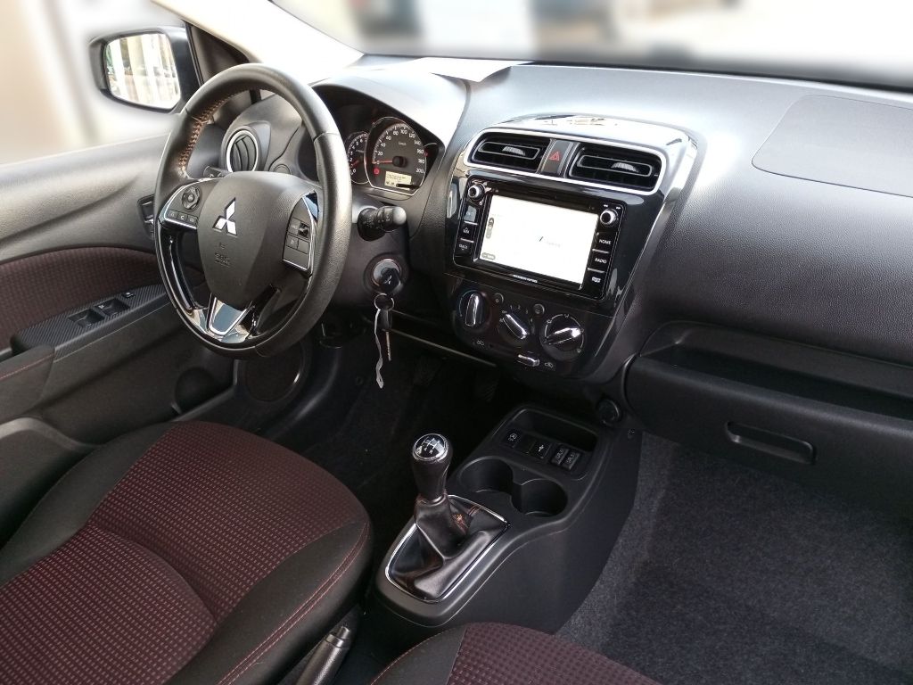 Fahrzeugabbildung Mitsubishi Space Star Spirit+ Black 1.2 Benziner 5-Gang