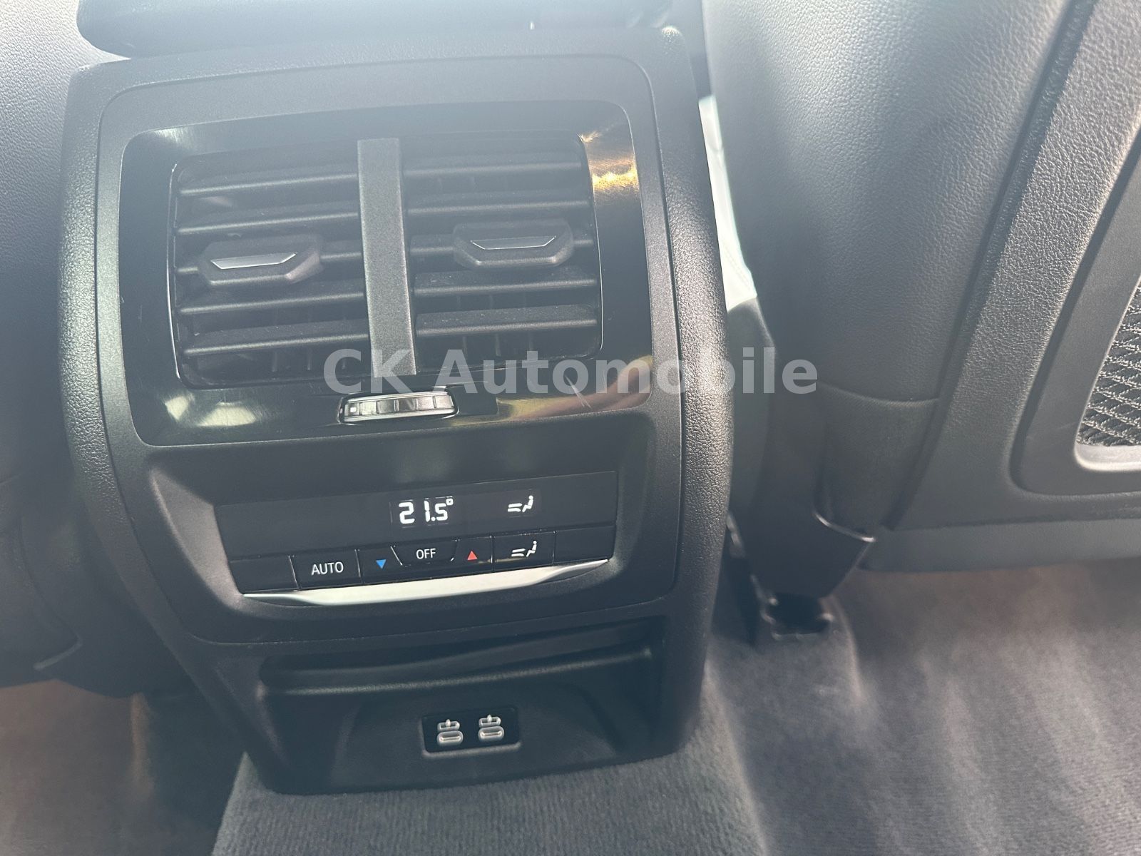 Fahrzeugabbildung BMW X3 xDrive30 i M-Sport/Shadow-Line/Navi/Kam./LED