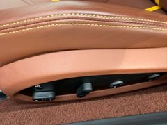 FERRARI 812 Superfast Carbon/Lift/Beifahrerdisplay