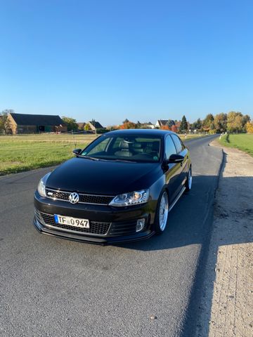 Volkswagen Jetta 2.0 TDI Highline Highline