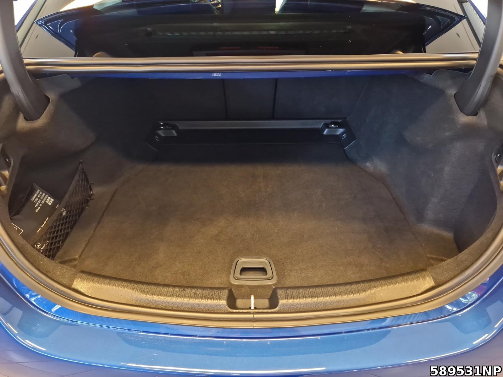 Mercedes-Benz C 200 AMG AHK Sitzklima Distronic Standheizung