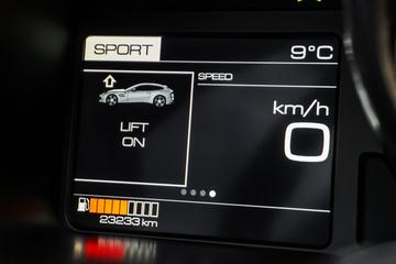 صورة 10 لـ 2018 Ferrari GTC4LUSSO