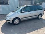 Volkswagen VW Sharan 1.8Turbo 5 Sitze - gebrauchte Volkswagen Sharan aus dem Jahr 2003