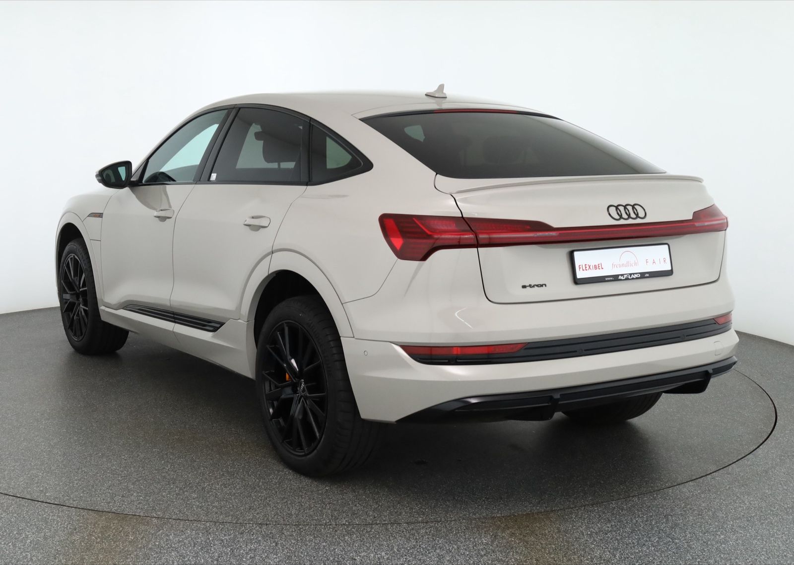 Audi e-tron Sportback 50 quattro S line LED Navi foto 3