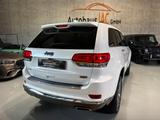 Jeep Grand/Cherokee/3.0/CRD/Summit/PANO/MWST/SITZBEL/ - weiße Jeep Grand Cherokee