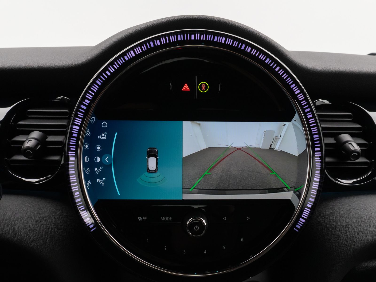 Fahrzeugabbildung MINI Cooper Trim Kamera DAB Komfort Leder Sport LED