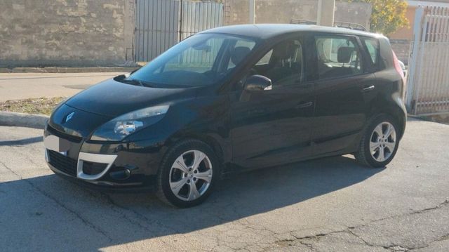 Renault Scenic XMod 1.5 dCi 110CV Luxe