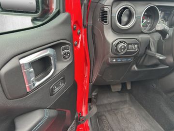 Jeep Wrangler 2.0 Rubicon 4xe SOFTTOP AHK AWR LED