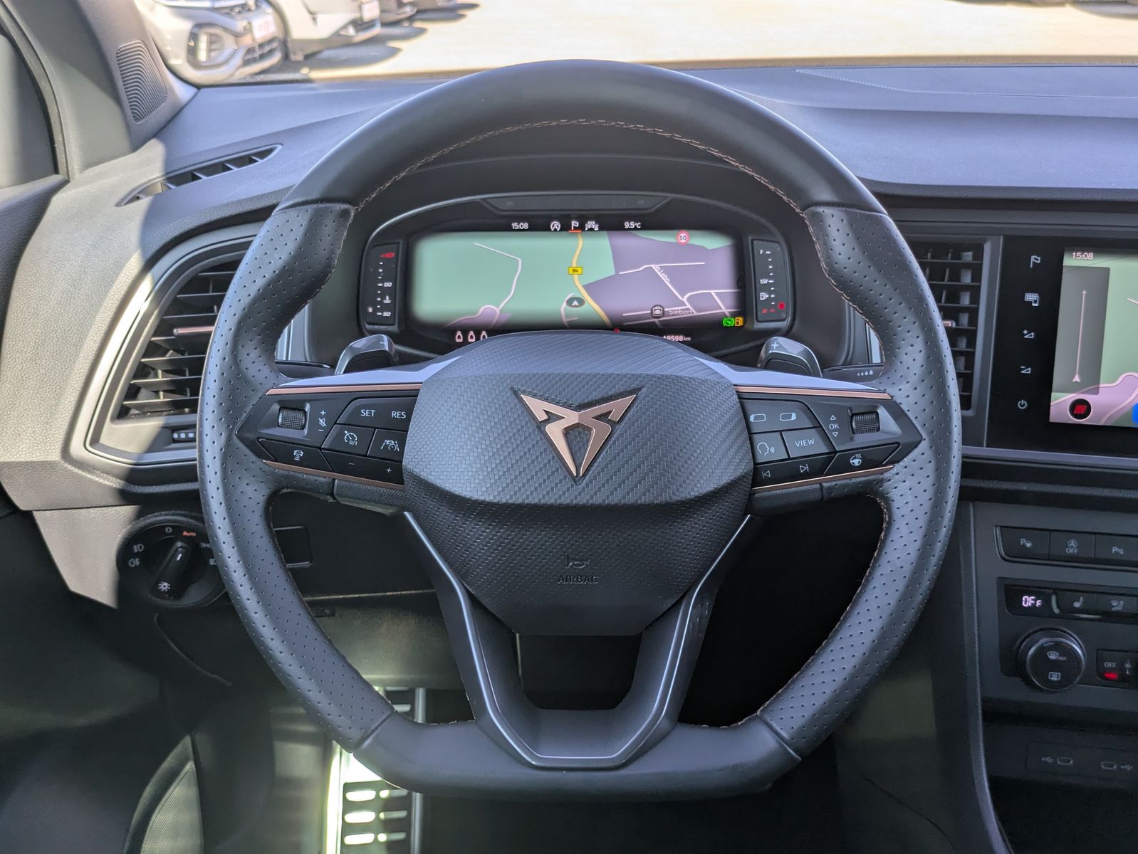 Fahrzeugabbildung CUPRA Ateca 1.5 TSI DSG AHK*LED*ACC*APP*KAMERA*19"