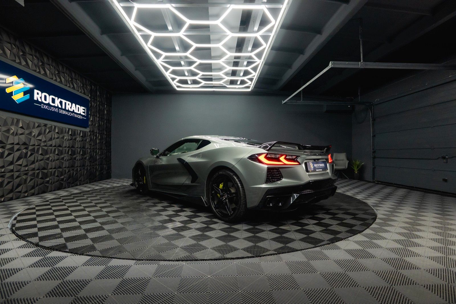 Fahrzeugabbildung Corvette C8 Stingray 3LT Targa Z51 Performa. Lift Carbon