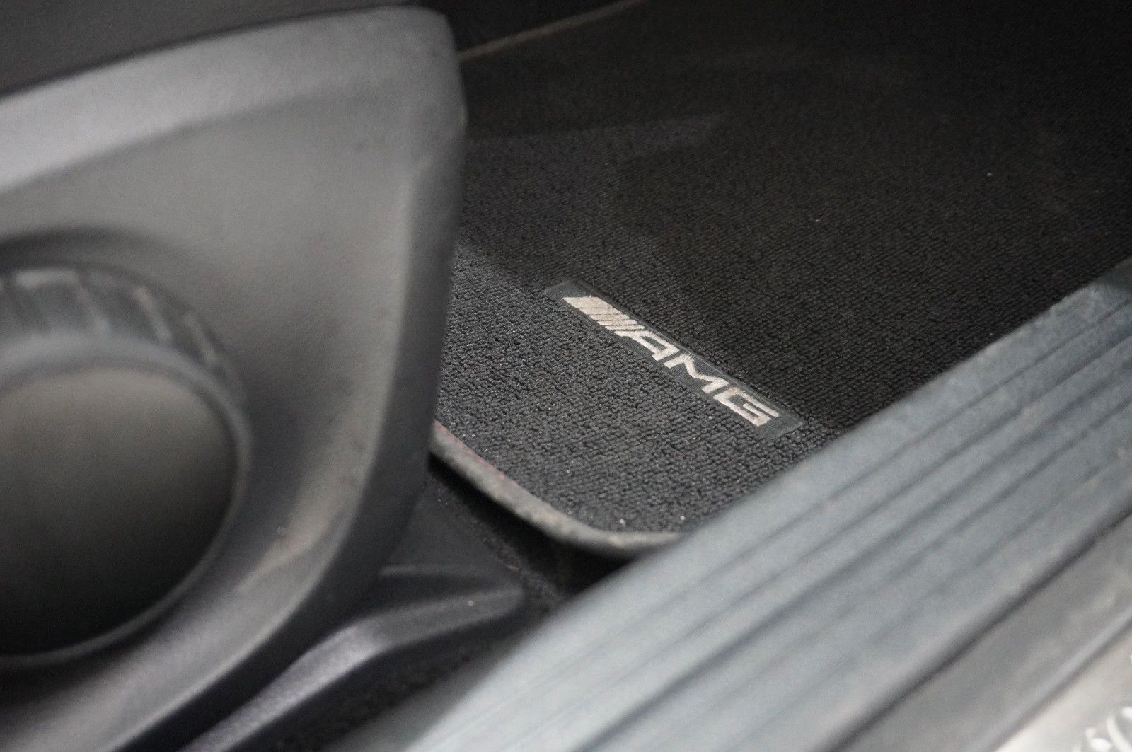 Fahrzeugabbildung Mercedes-Benz CLA 180 COUPE AMG LINE NAVI/LED/SPORT/TEMP./AMG